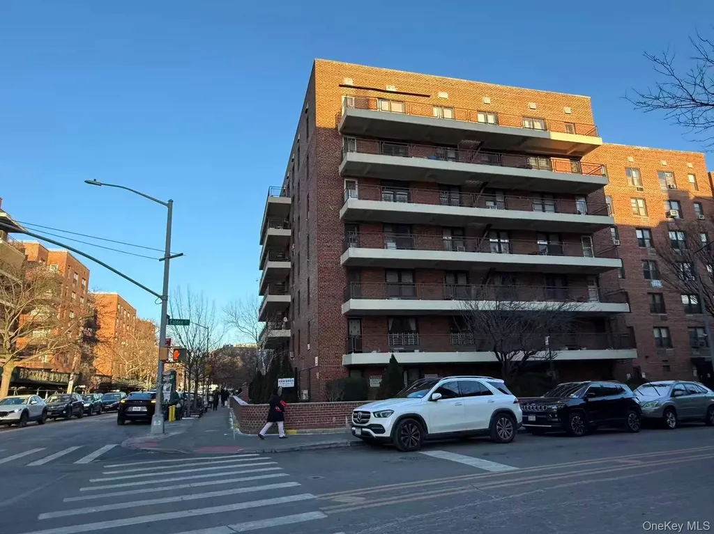 13710 Franklin Avenue Flushing NY 11355