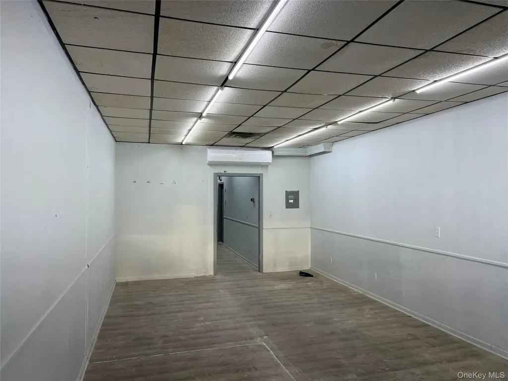 4306 Main Street Flushing NY 11355