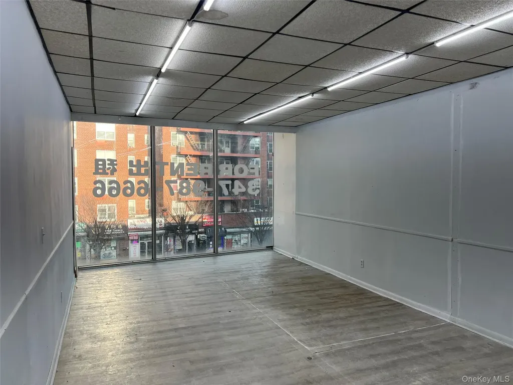 4306 Main Street Flushing NY 11355