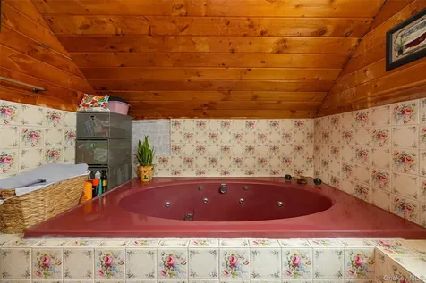 21 Old Town Road Beacon NY 12508