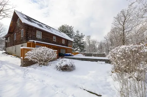 21 Old Town Road Beacon NY 12508