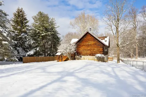 21 Old Town Road Beacon NY 12508