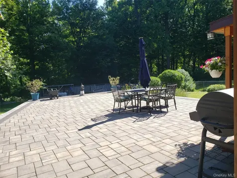 21 Old Town Road Beacon NY 12508