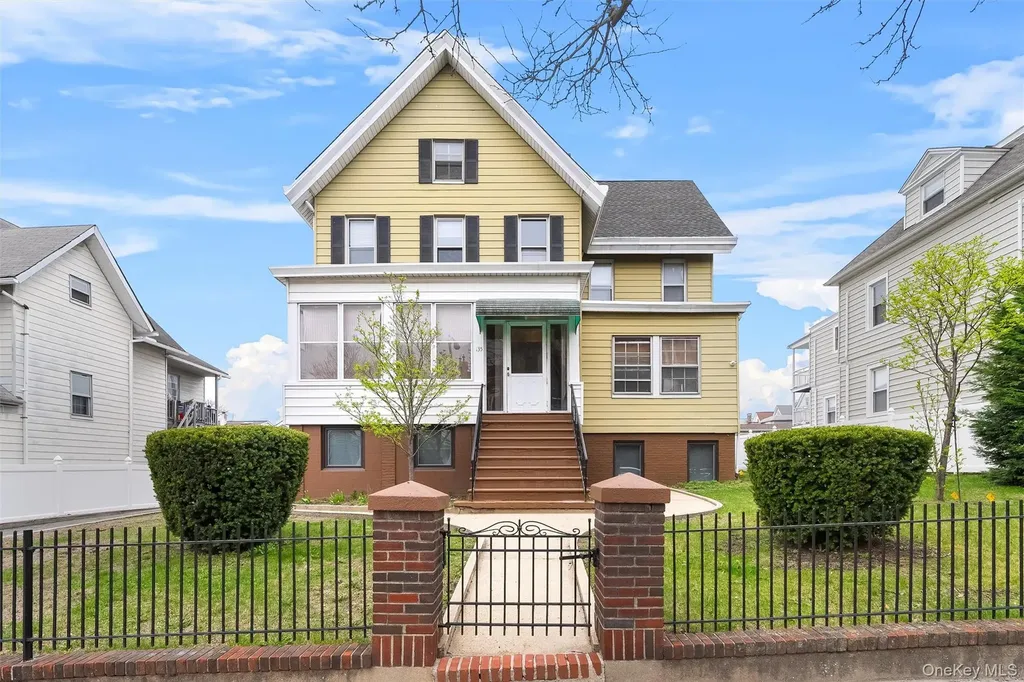 135 Beekman Avenue Sleepy Hollow NY 10591