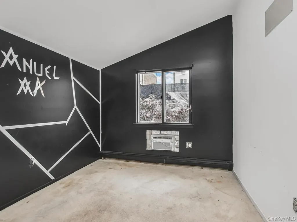 3669 Boller Avenue Bronx NY 10466