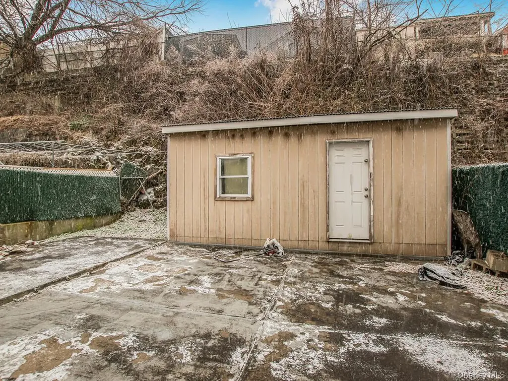 3669 Boller Avenue Bronx NY 10466