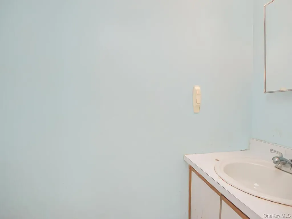 3669 Boller Avenue Bronx NY 10466