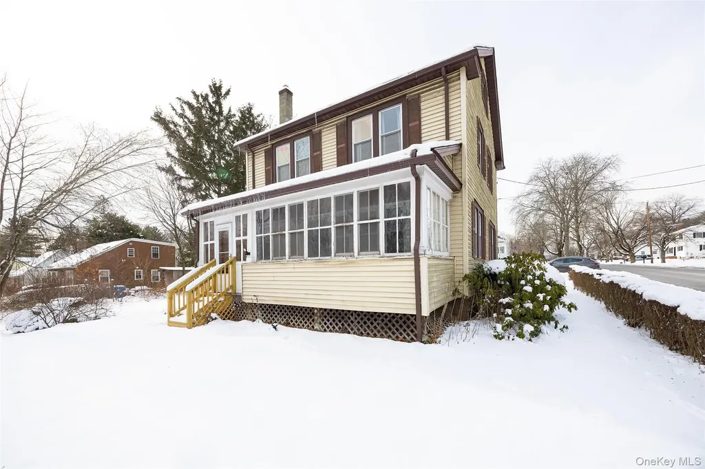 118 E Cedar Street Poughkeepsie NY 12601