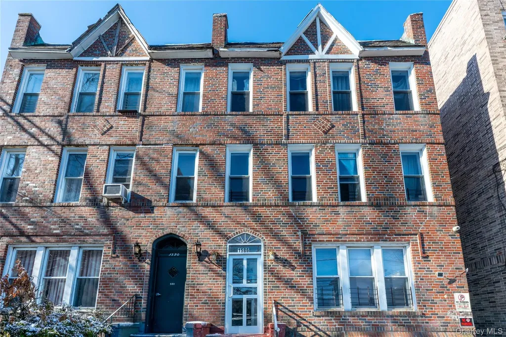 1586 E 22 Street Brooklyn NY 11229