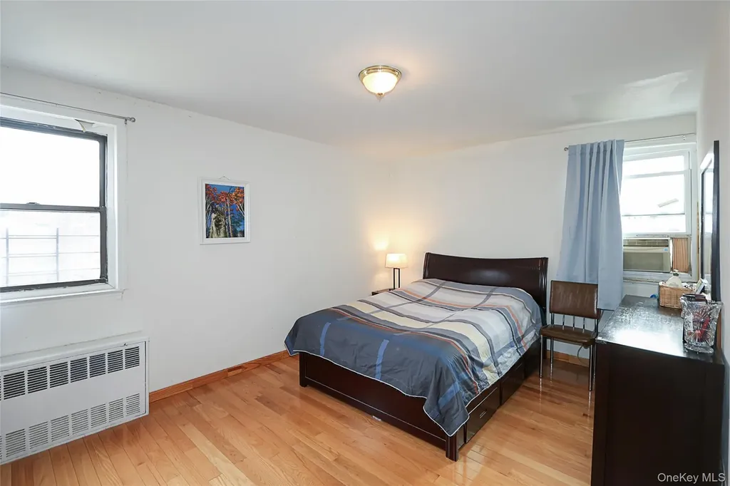 196-23 73rd Avenue Fresh Meadows NY 11365