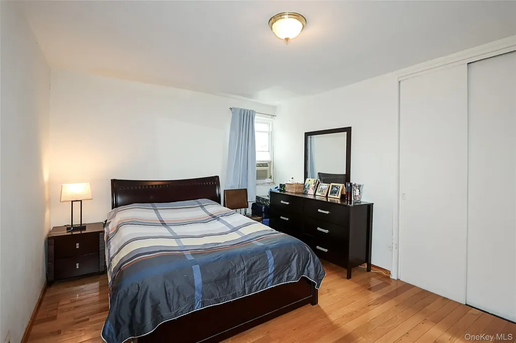 196-23 73rd Avenue Fresh Meadows NY 11365