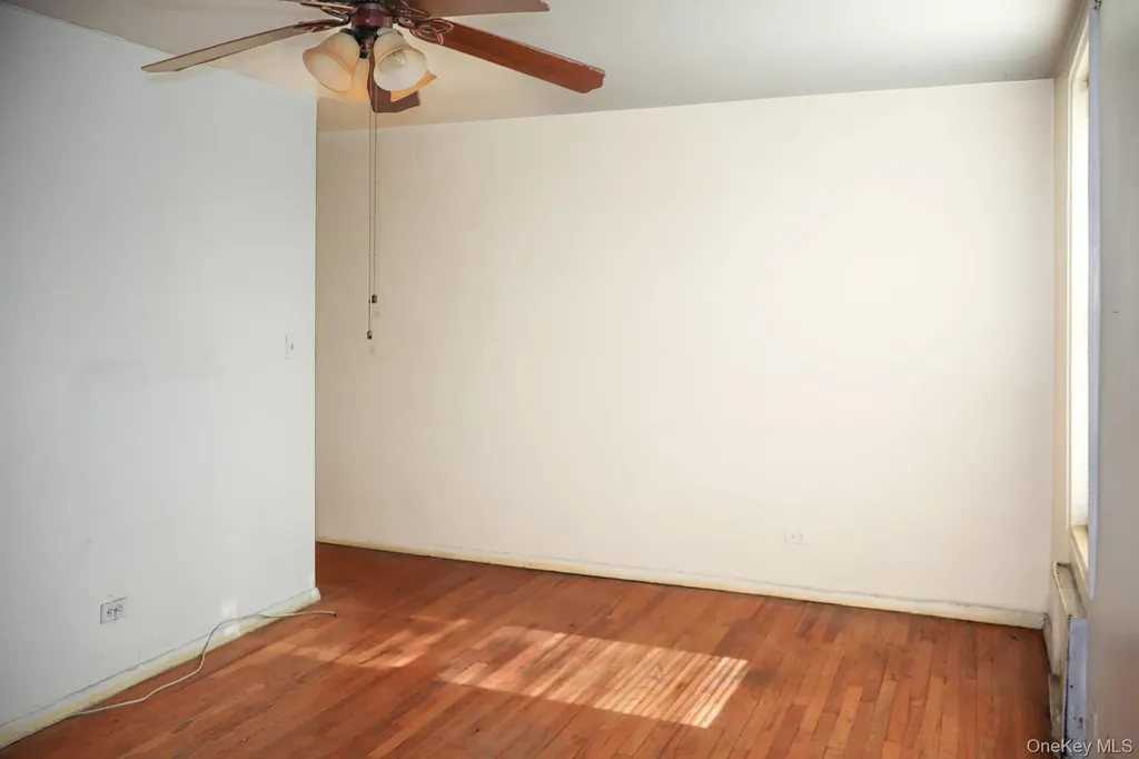 1332 Metropolitan Avenue Bronx NY 10462