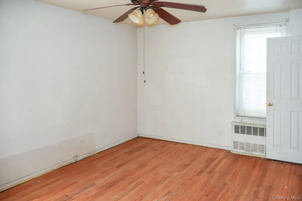 1332 Metropolitan Avenue Bronx NY 10462