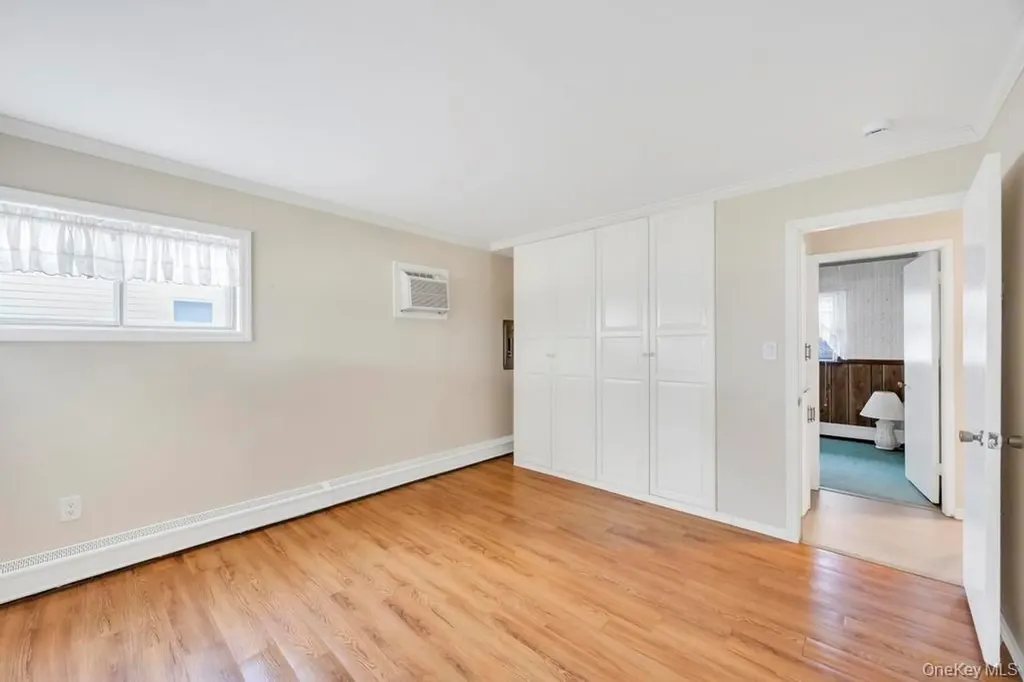 10 Grape Lane Hicksville NY 11801