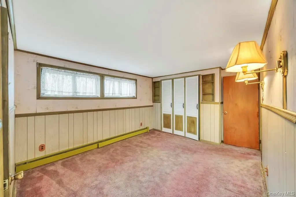 10 Grape Lane Hicksville NY 11801