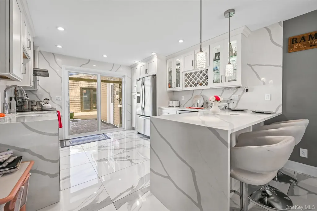 4185 Harriet Road Bethpage NY 11714