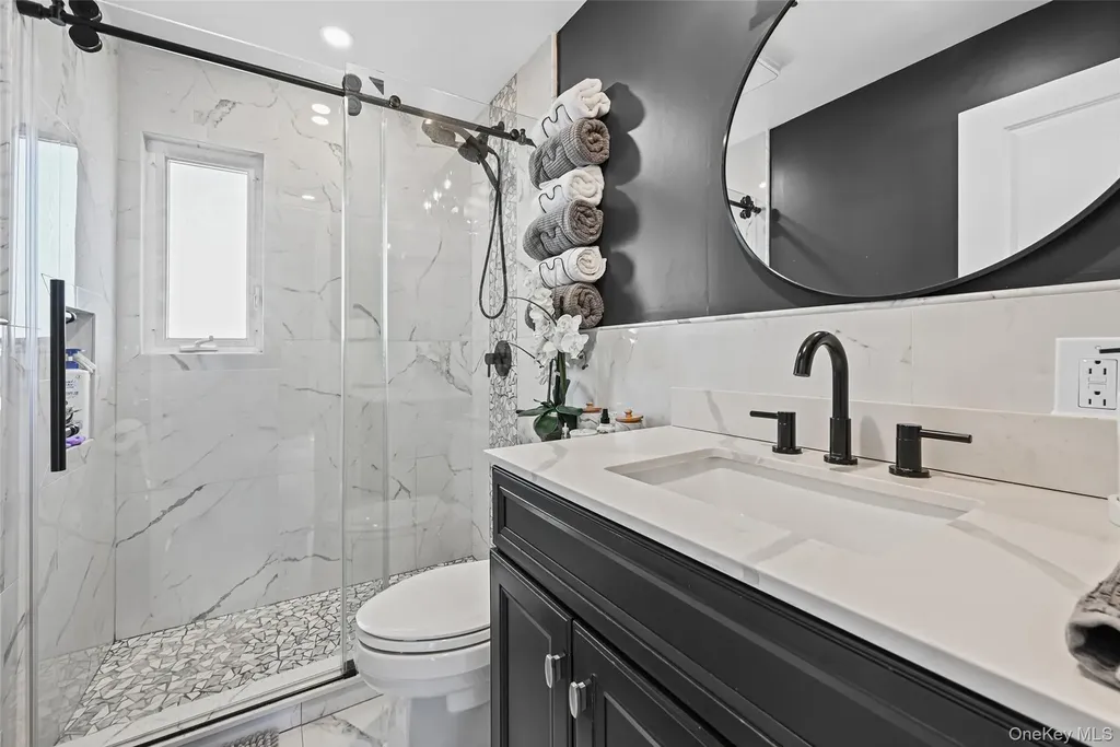 4185 Harriet Road Bethpage NY 11714