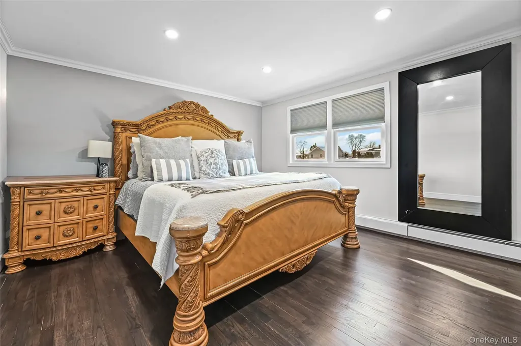 4185 Harriet Road Bethpage NY 11714