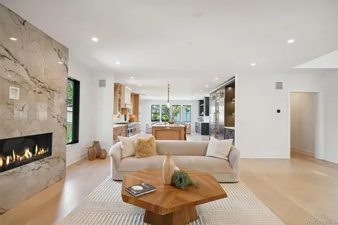 417 West Street Harrison NY 10528