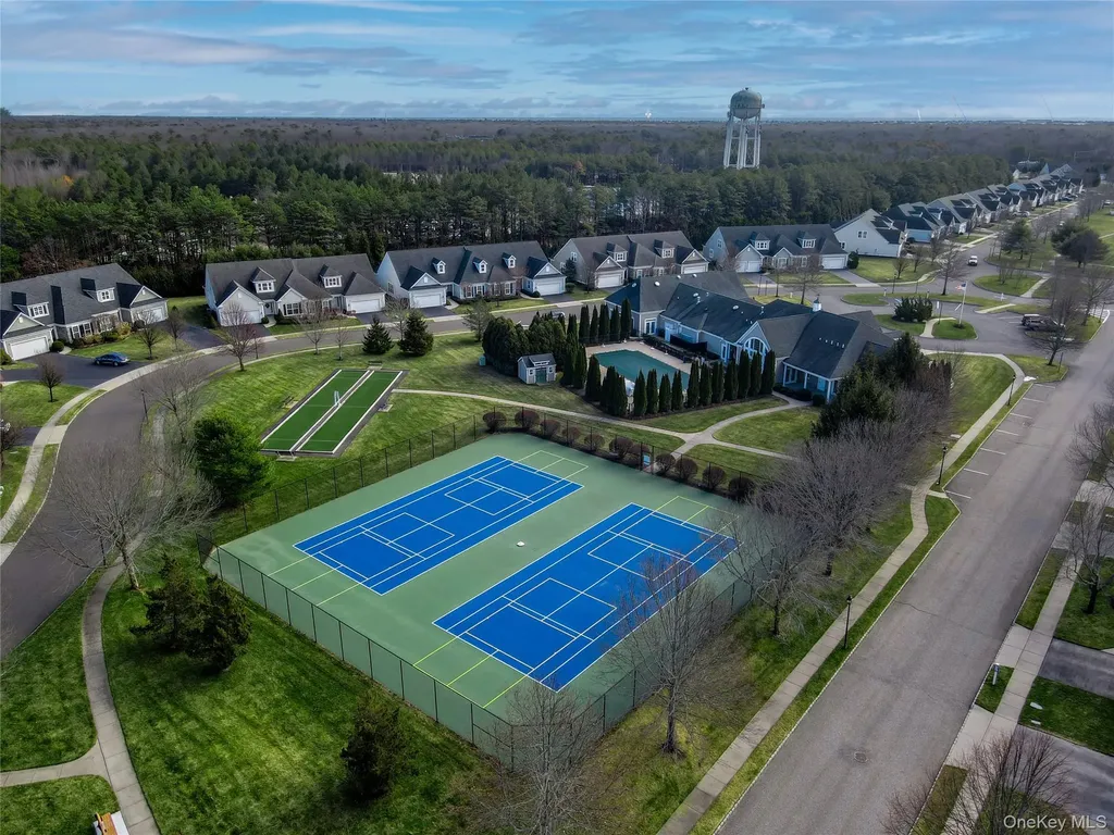 39 Kimberly Drive Westhampton NY 11977