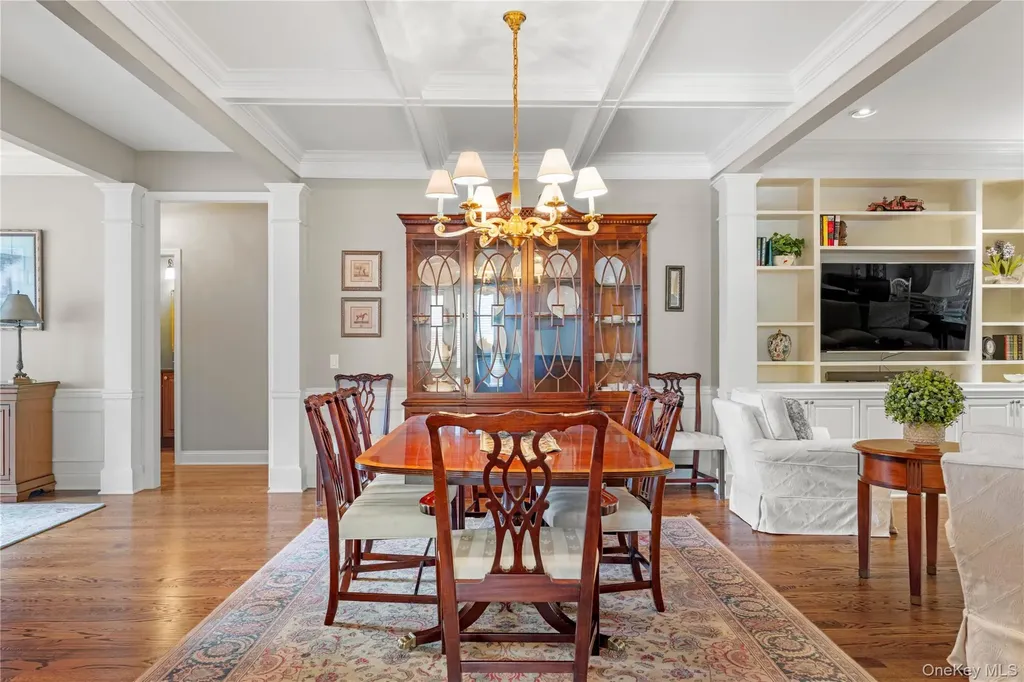 39 Kimberly Drive Westhampton NY 11977