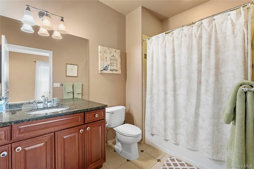 39 Kimberly Drive Westhampton NY 11977