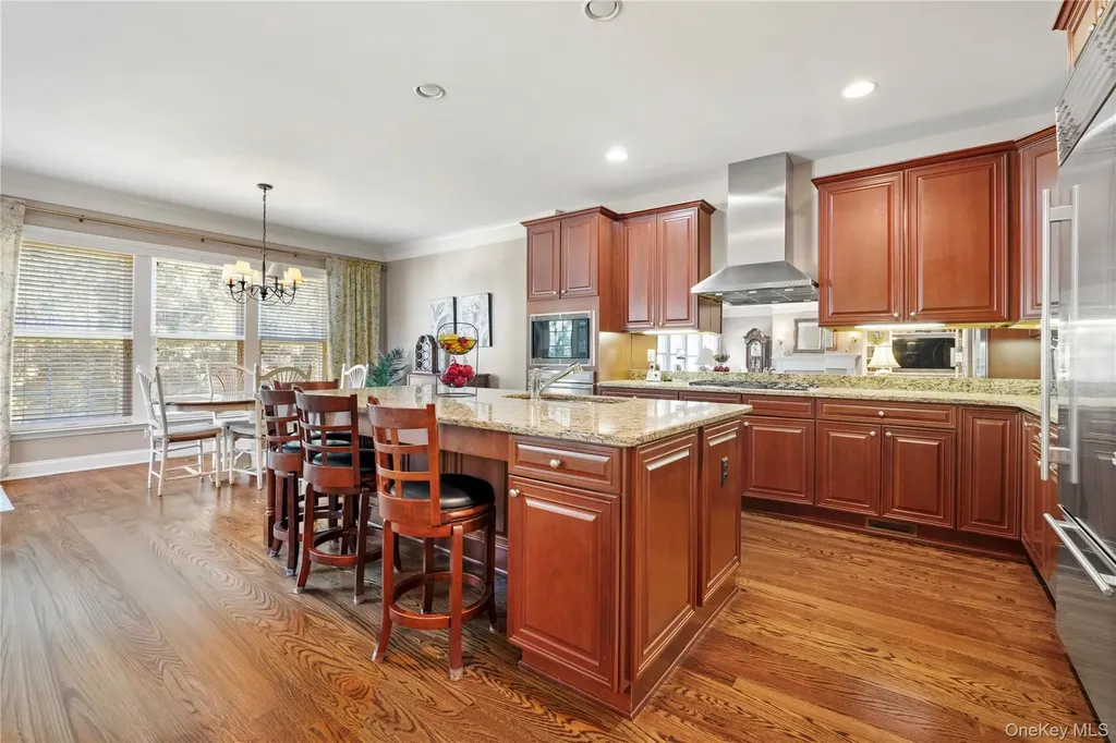 39 Kimberly Drive Westhampton NY 11977