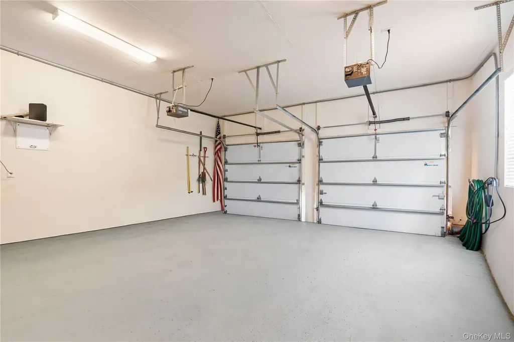 39 Kimberly Drive Westhampton NY 11977