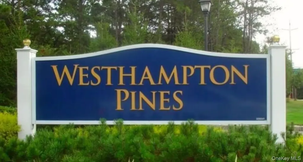 39 Kimberly Drive Westhampton NY 11977