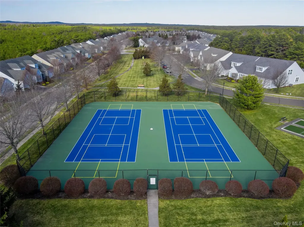 39 Kimberly Drive Westhampton NY 11977