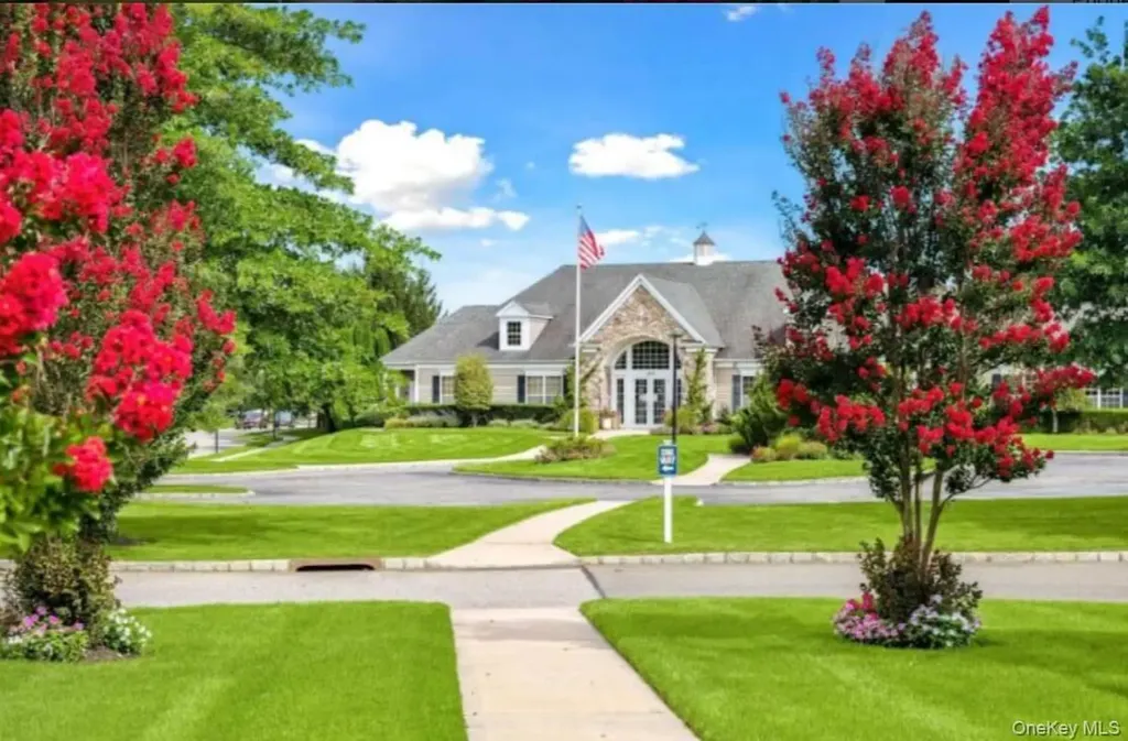 39 Kimberly Drive Westhampton NY 11977