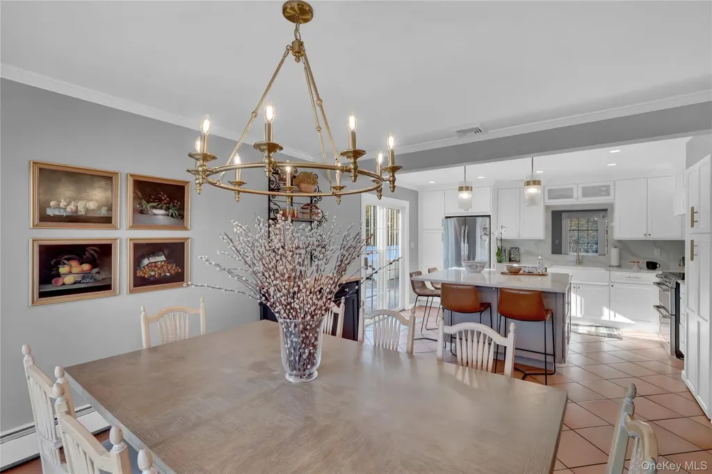 1993 Lowell Lane Merrick NY 11566
