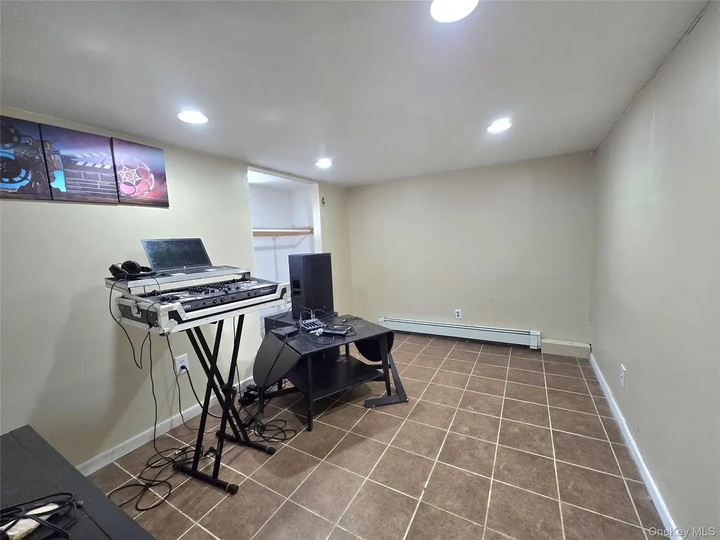 70 Breston Drive E Shirley NY 11967