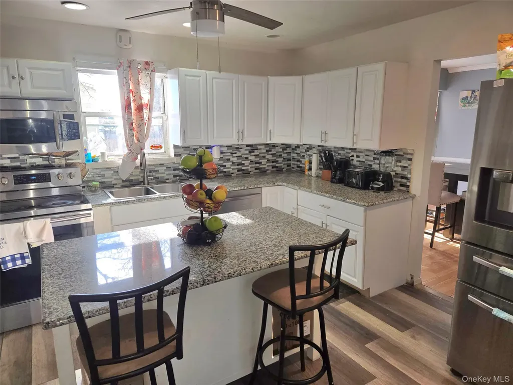 70 Breston Drive E Shirley NY 11967