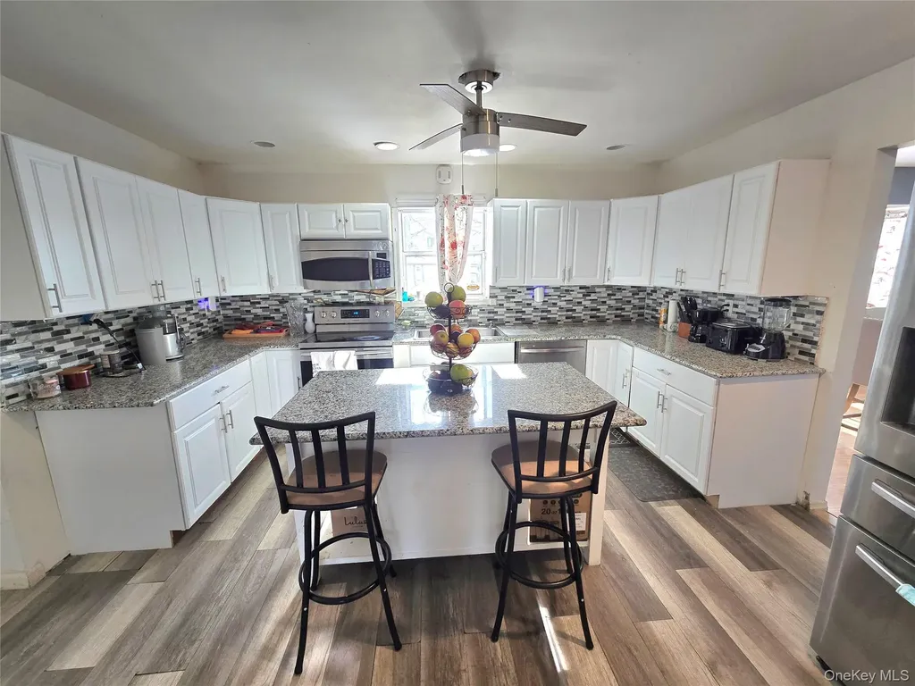 70 Breston Drive E Shirley NY 11967