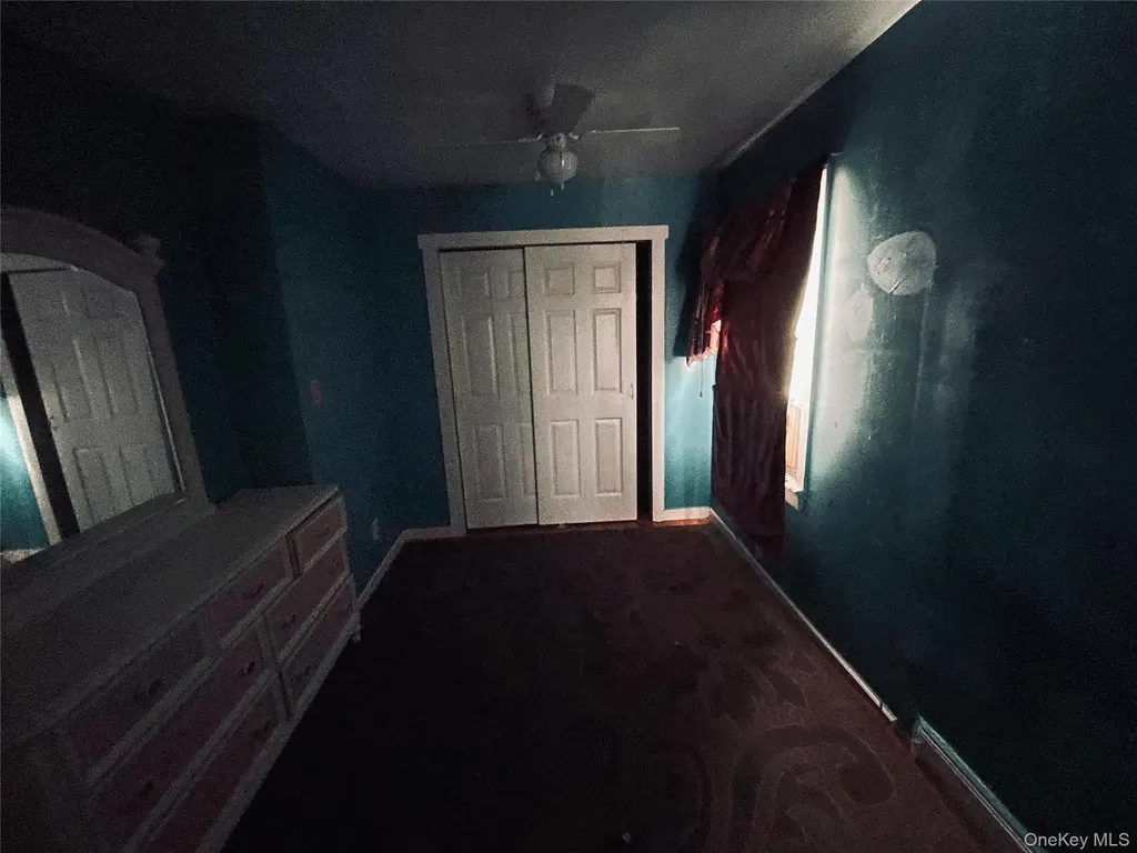 276 Benson Avenue Elmont NY 11003