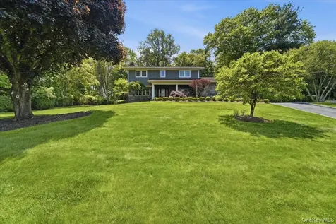 10 Foxwood Lane Thornwood NY 10594