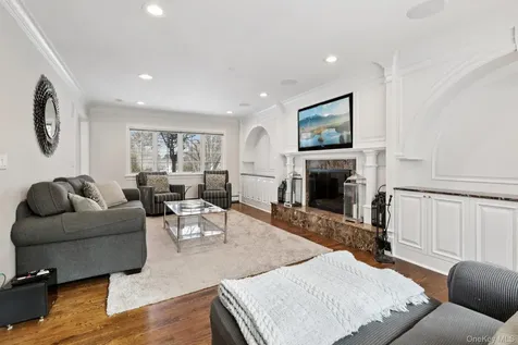 10 Foxwood Lane Thornwood NY 10594