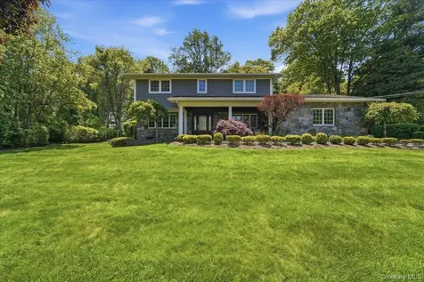 10 Foxwood Lane Thornwood NY 10594