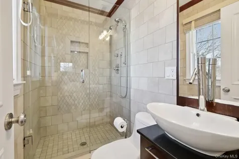 10 Foxwood Lane Thornwood NY 10594
