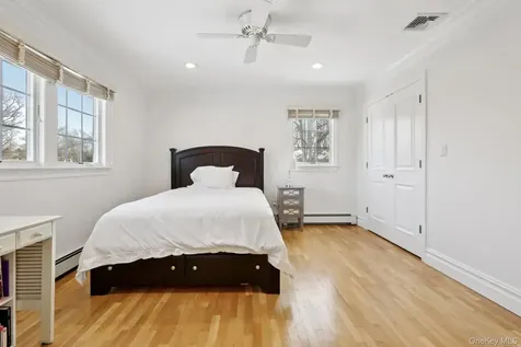 10 Foxwood Lane Thornwood NY 10594