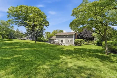 10 Foxwood Lane Thornwood NY 10594