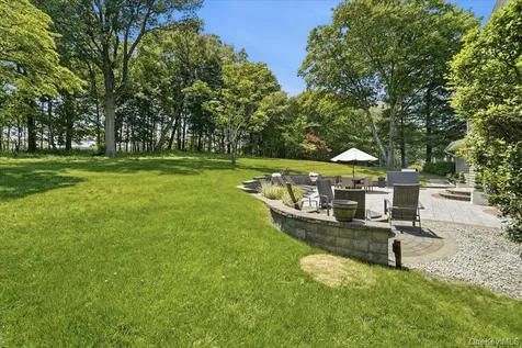 10 Foxwood Lane Thornwood NY 10594