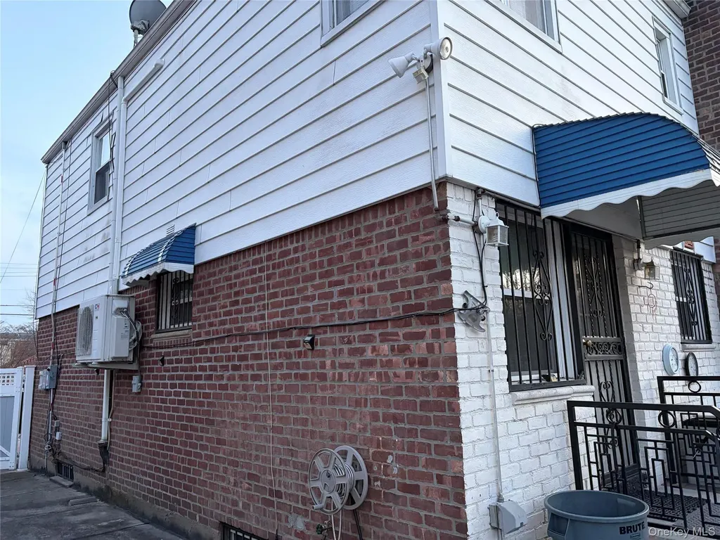 146-23 Laburnum Avenue Flushing NY 11355