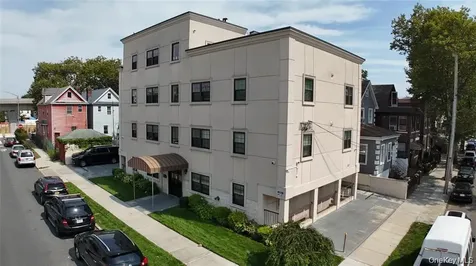 135-04 102nd Avenue Richmond Hill S. NY 11419
