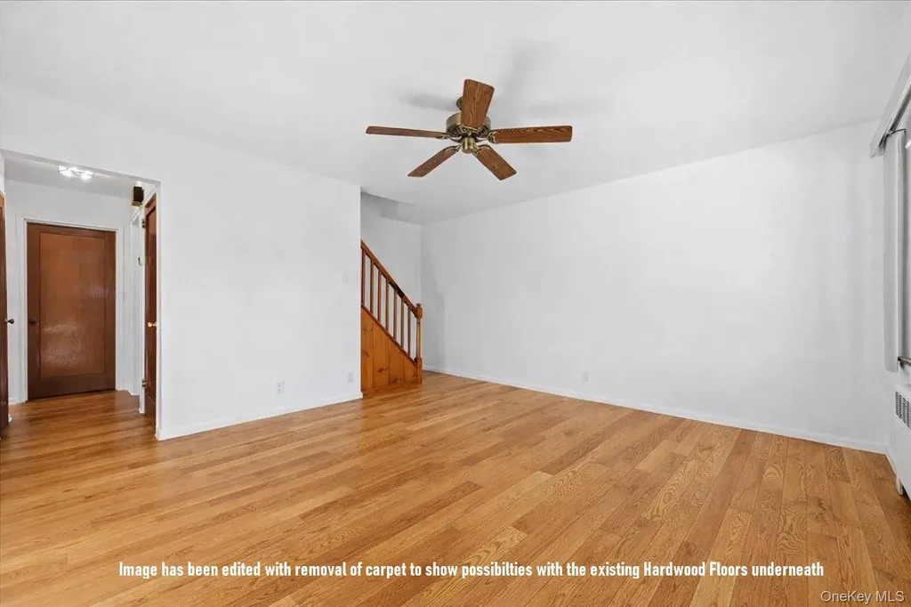 537 8th Avenue New Hyde Park NY 11040