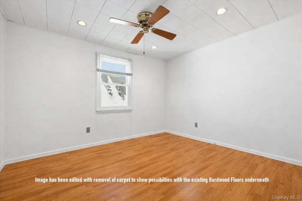 537 8th Avenue New Hyde Park NY 11040