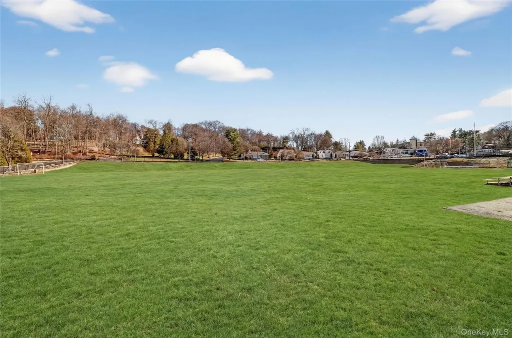 41 Devoe Street Dobbs Ferry NY 10522