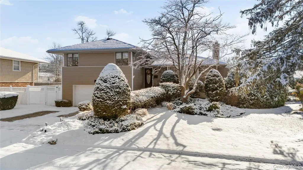 98 Birchwood Park Drive Jericho NY 11753