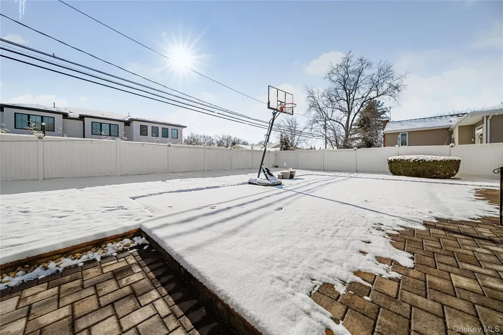 98 Birchwood Park Drive Jericho NY 11753